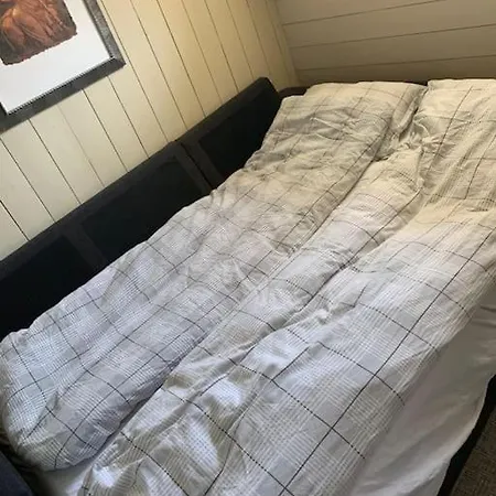 Quiet, Centrally-located Apartment, Parking Included