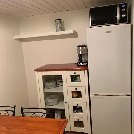Quiet, Centrally-located Apartment, Parking Included Apartament Molde